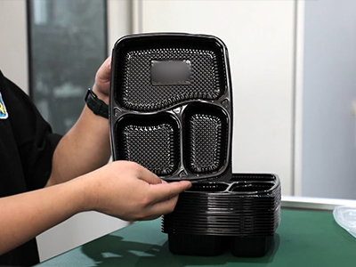 TTF-520A 三（sān）工位塑（sù）料熱成型機-做黑色3格餐盒